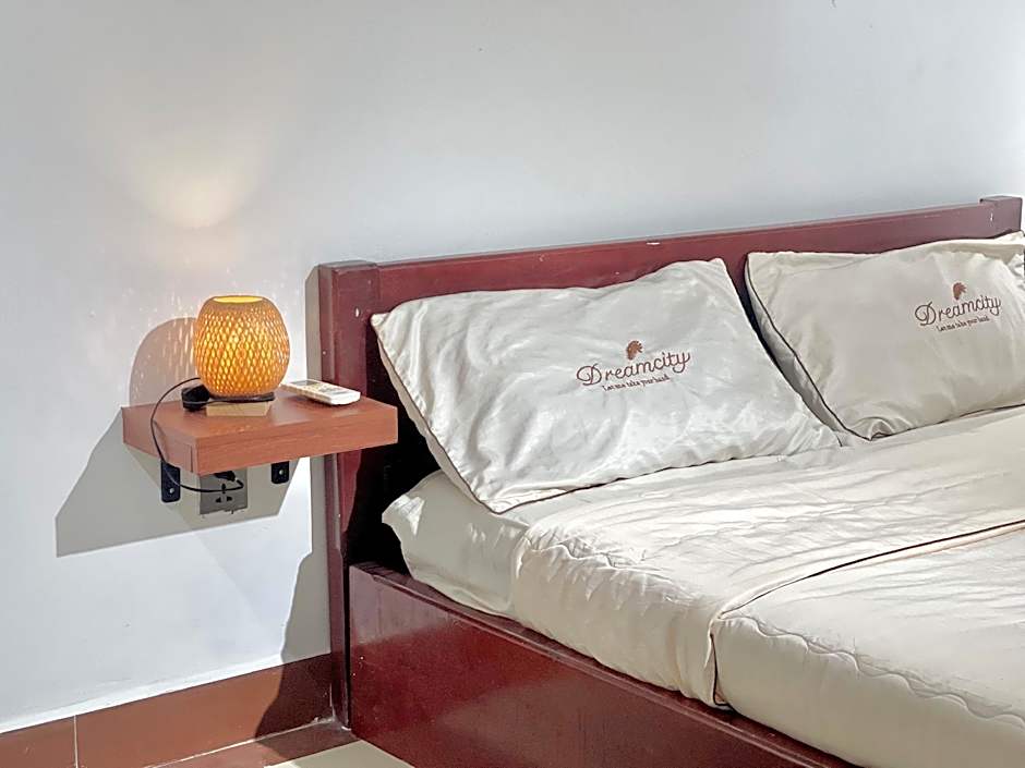 SKY Residence - 50m to Museum and Riverside