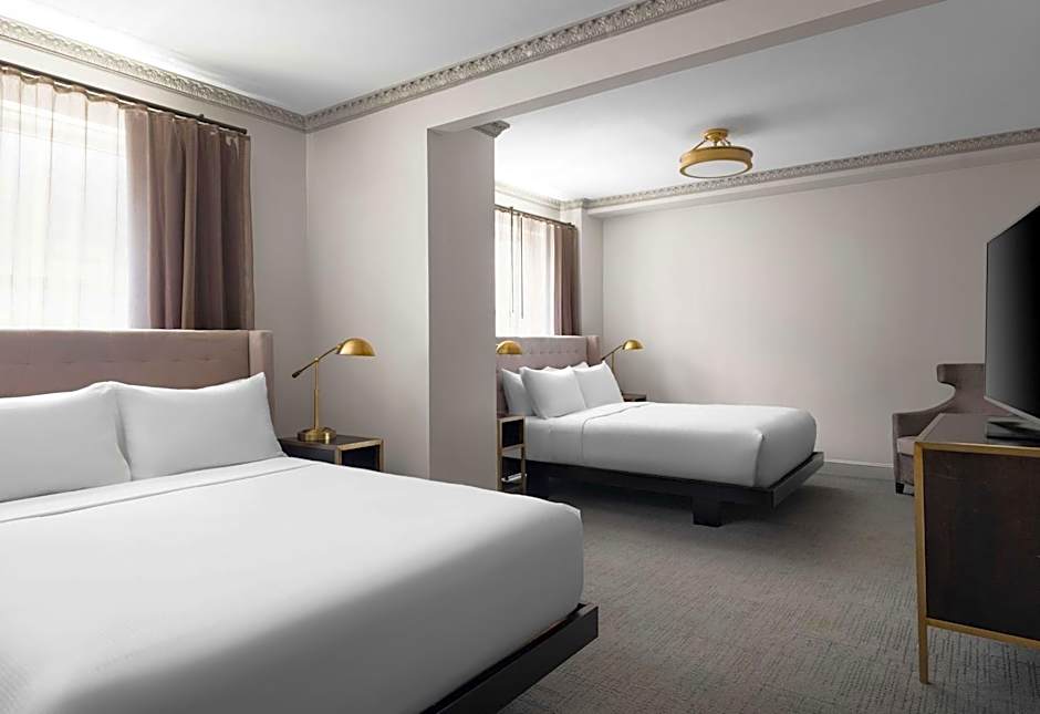 Hotel Phillips Kansas City Curio Collection by Hilton