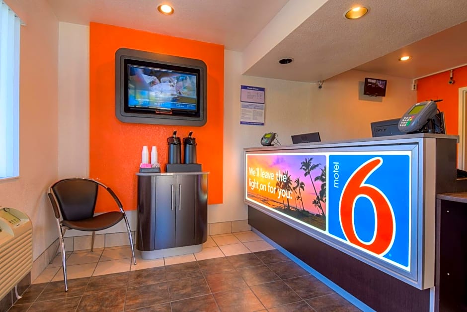 Motel 6-San Ysidro, CA - San Diego - Border