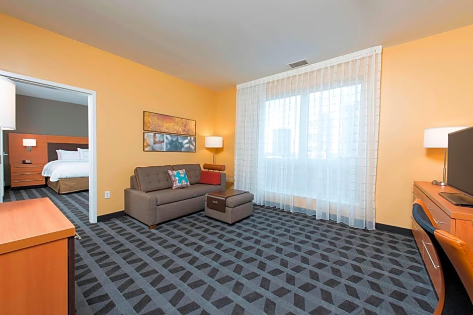 TownePlace Suites by Marriott Champaign