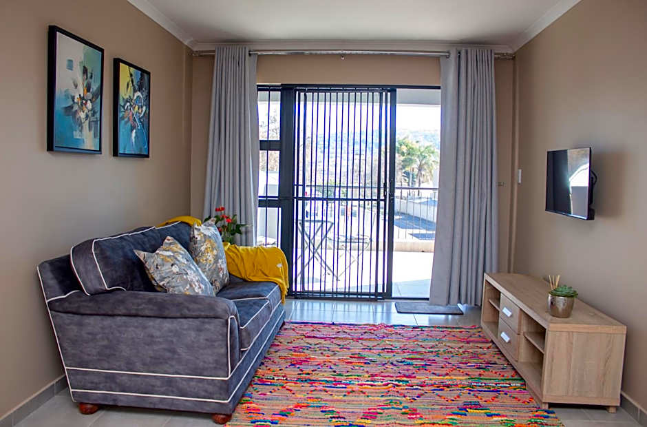 Airville Luxury Apartments, 7min Drive to Cresta Mall