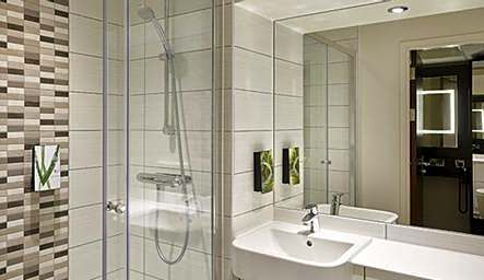 Double Room for Single Use