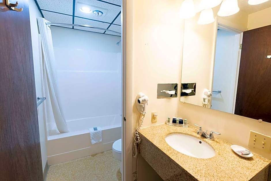 Fireside Inn and Suites Bangor