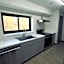 La Quinta Inn & Suites by Wyndham Atlanta Roswell