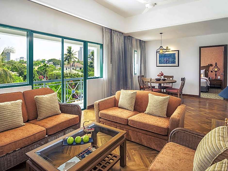 Mercure Yangon Kaba Aye