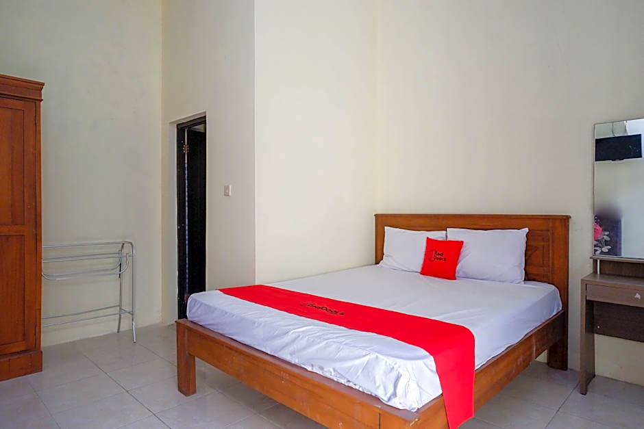 RedDoorz @ Umbul Ponggok Waterpark Klaten