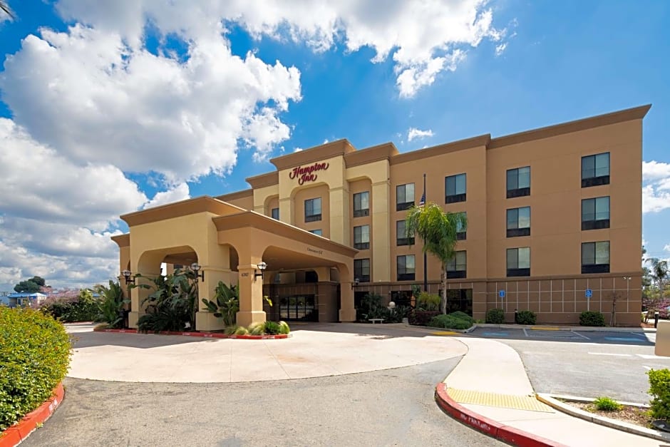 Hampton Inn By Hilton Visalia