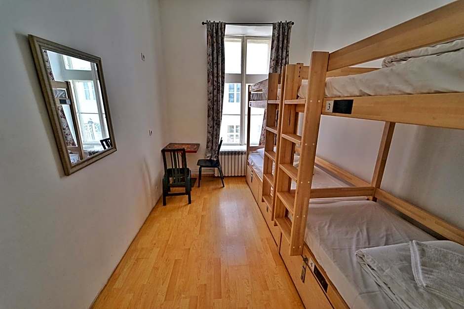 The Monks Bunk Hostel & Bar