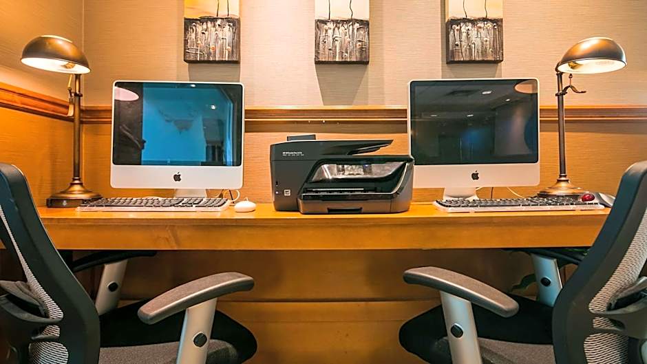 Best Western Plus Mission City Lodge