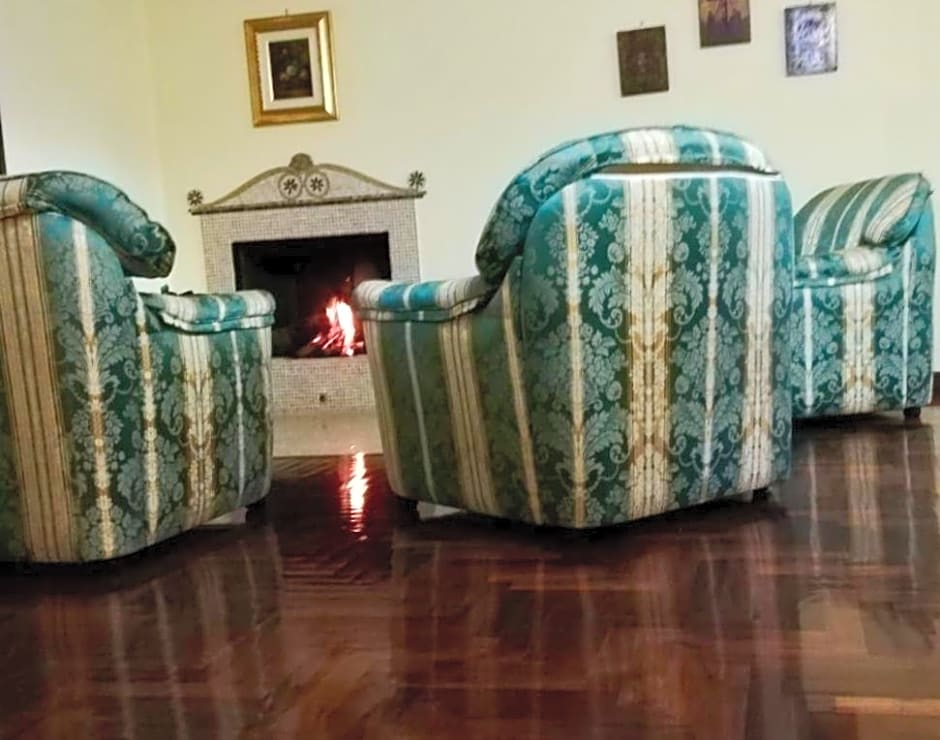 Villa Luisa – Montoro Inferiore, WY