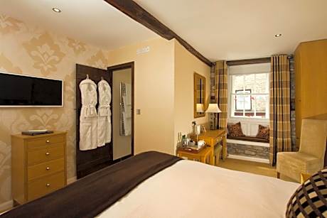 Standard Double Room with Village View