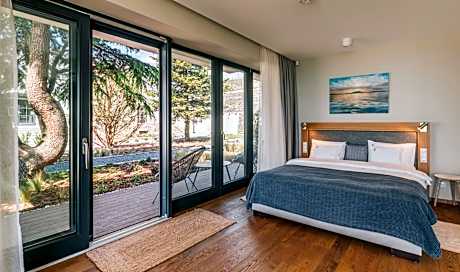King Room with Lake View