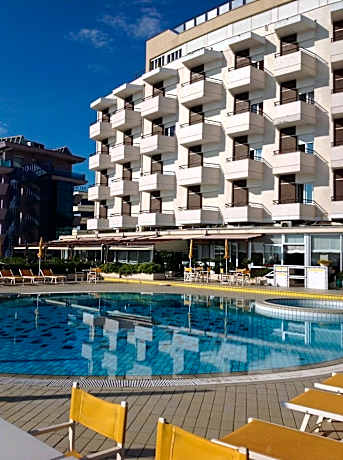 Hotel David