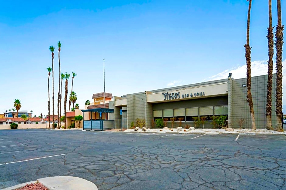 Royal Plaza Inn