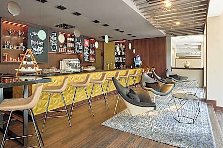 Deluxe Room, 1 King Bed, Non Smoking