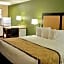 Extended Stay America Select Suites - Atlanta - Perimeter - Hammond Drive