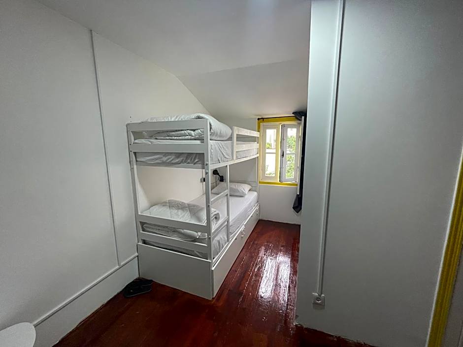 Owls Hostel Ildefonso