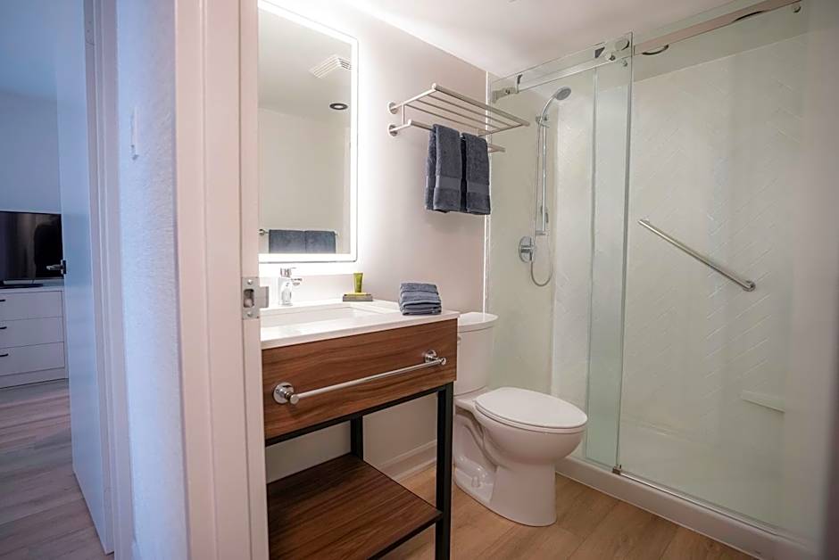 Les Suites Hotel Ottawa