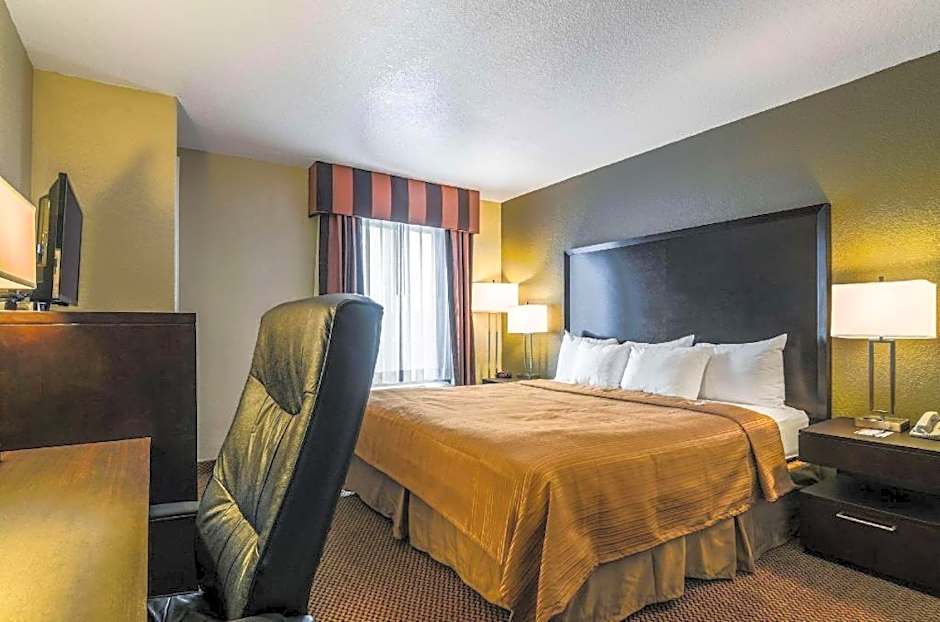 Quality Inn & Suites