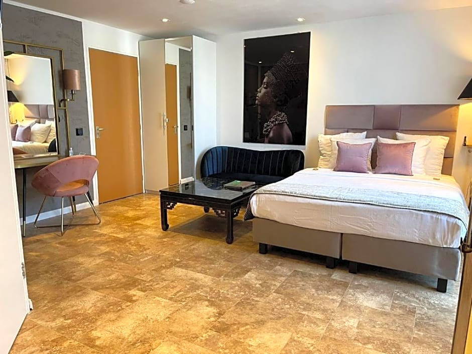Jupiter Hotel
