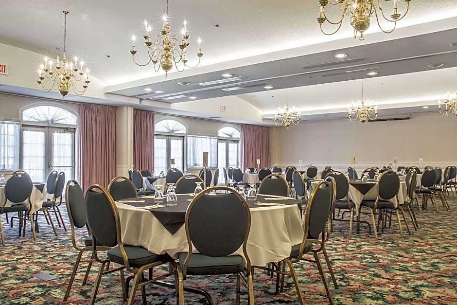 Clarion Hotel & Conference Center Fort Erie