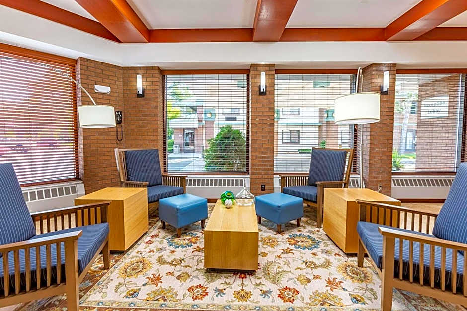 Country Inn & Suites by Radisson, Traverse City, MI
