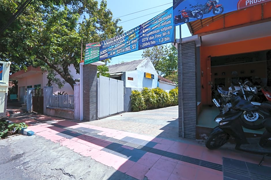 Spot On 2117 Anugerah Family Residence