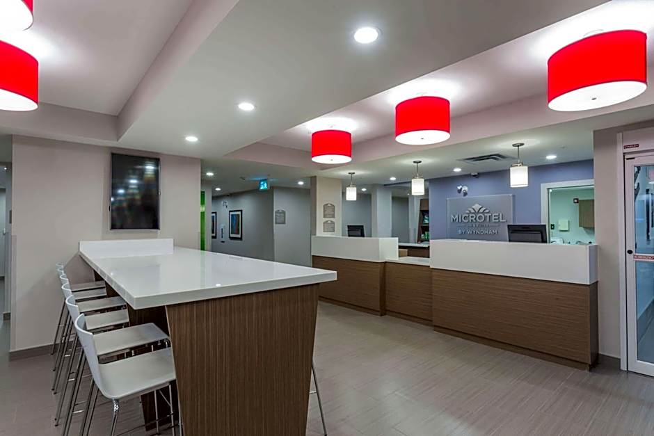 Microtel Inn & Suites By Wyndham Kitimat