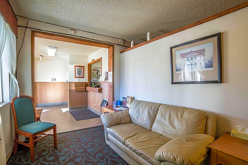 Rodeway Inn Cheyenne East