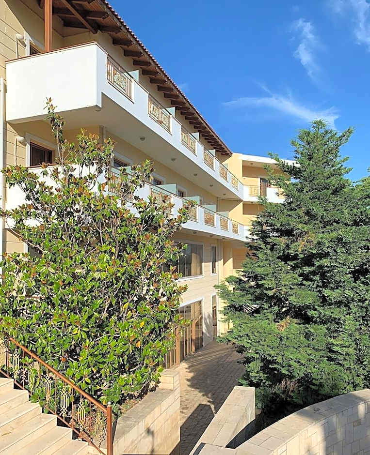 PARNIS PALACE HOTEL SUITES