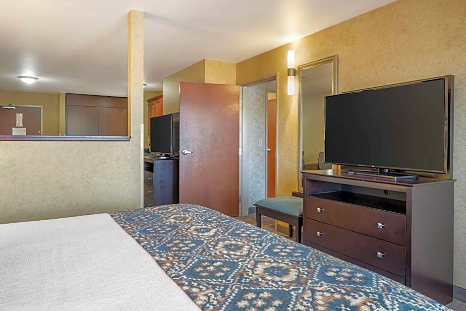 Best Western Plus Ponderay Mountain Lodge