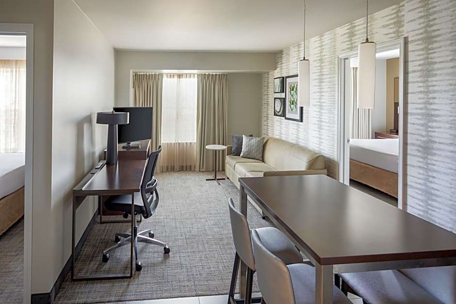 Residence Inn by Marriott Kansas City at the Legends