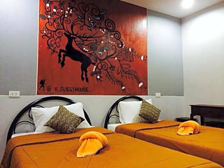 Standard Twin Room with Air conditioned and Private bathroom