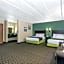 AmericInn by Wyndham West Salem