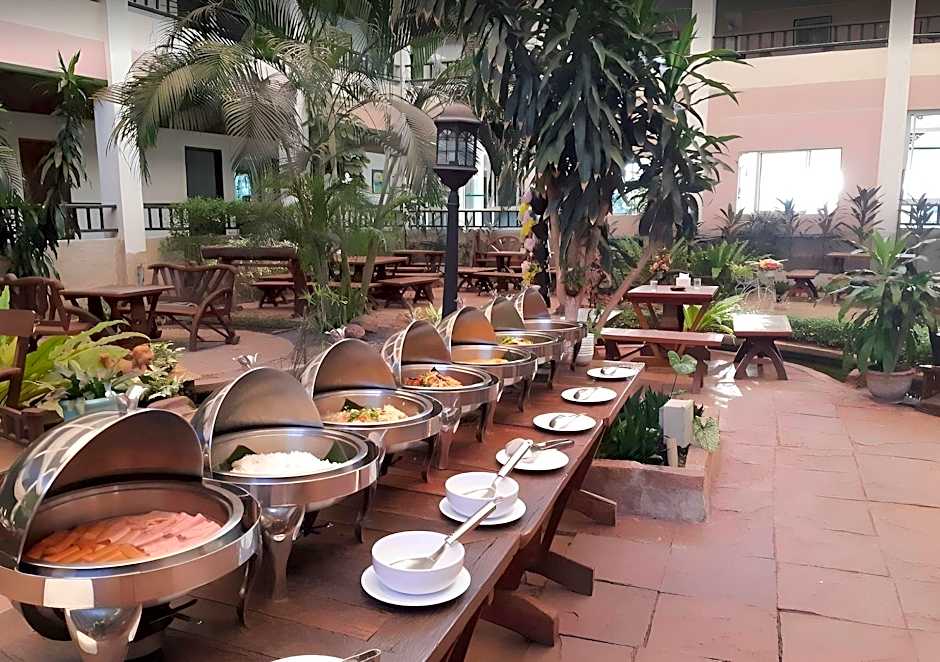 At Ayutthaya Hotel