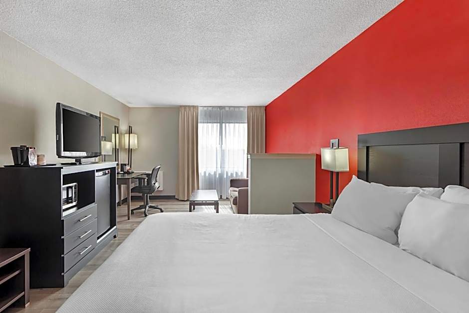 Quality Inn & Suites Mississauga