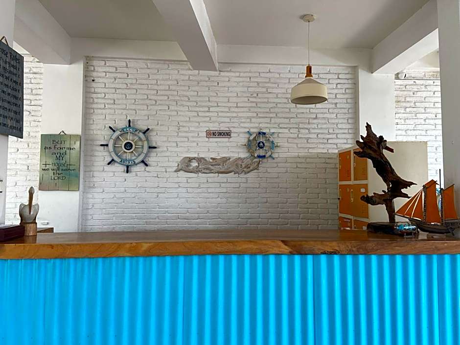 Paras Paros Marina Lodge