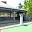 Hotel Be Guest Limoges Sud ex Black & Green