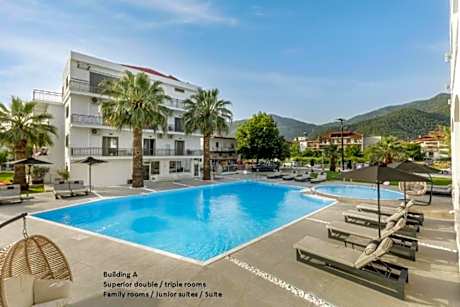 Stavros Beach Hotel
