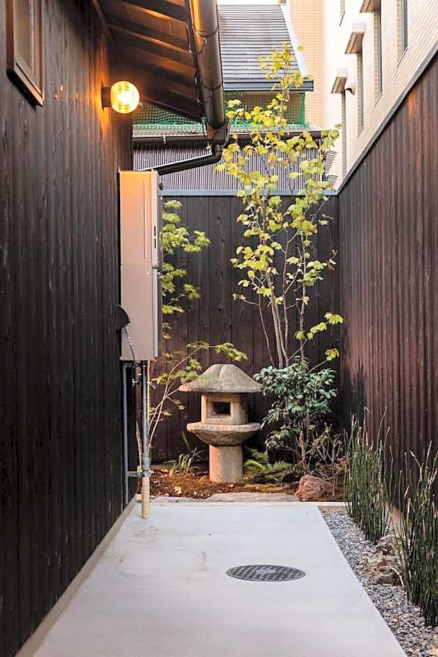 Tsumugi Kyotoekiminami