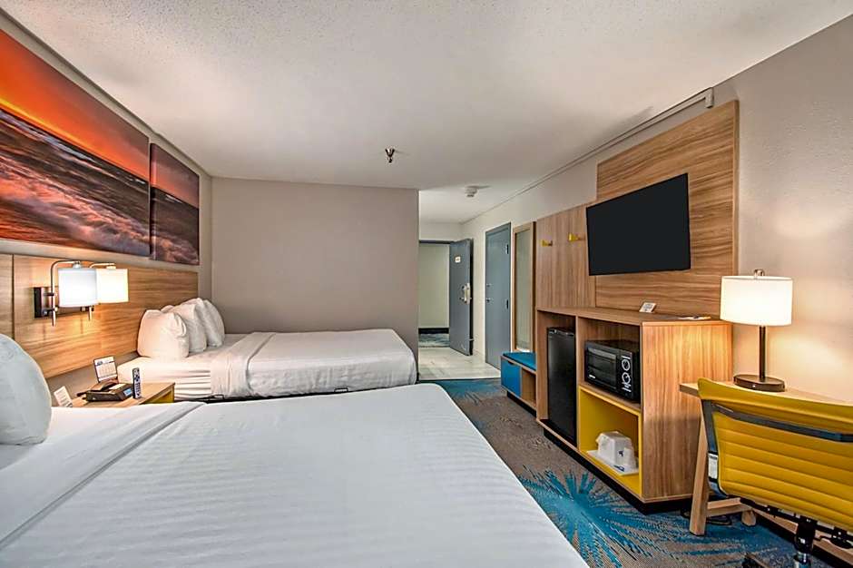 Days Inn & Suites by Wyndham Mt Pleasant