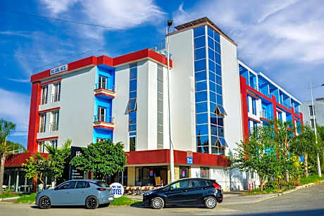 Free Zone Hotel