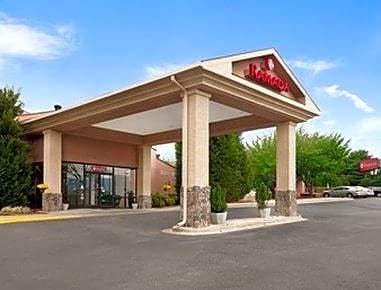 Ramada Asheville Se