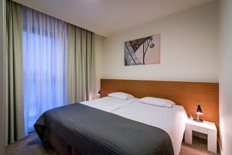 Studio (for singe use)