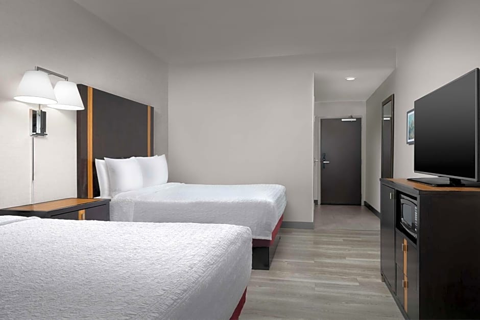 Hampton Inn By Hilton & Suites El Paso/East