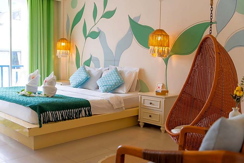 Patong Beach Side Hotel