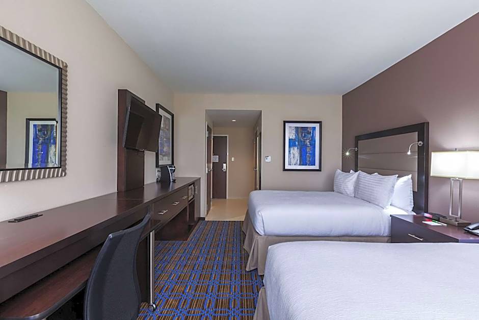 Clarion Hotel The Colony - Plano West