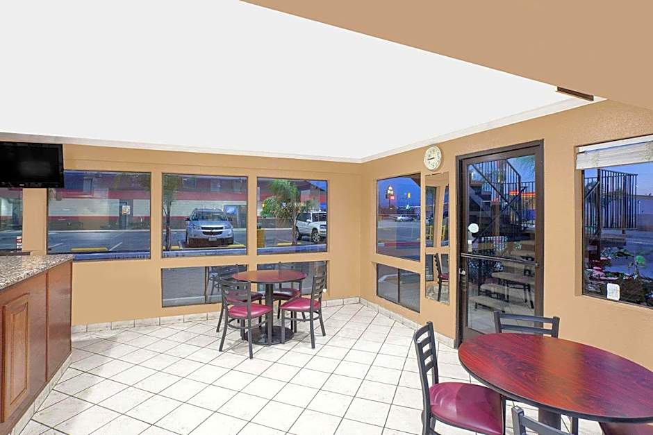 Days Inn by Wyndham Lost Hills