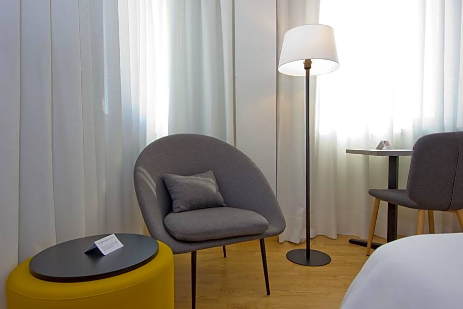 Aparthotel Atenea Valles