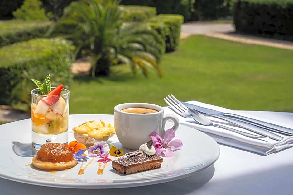 Grand Hotel Des Lecques; BW Signature Collection